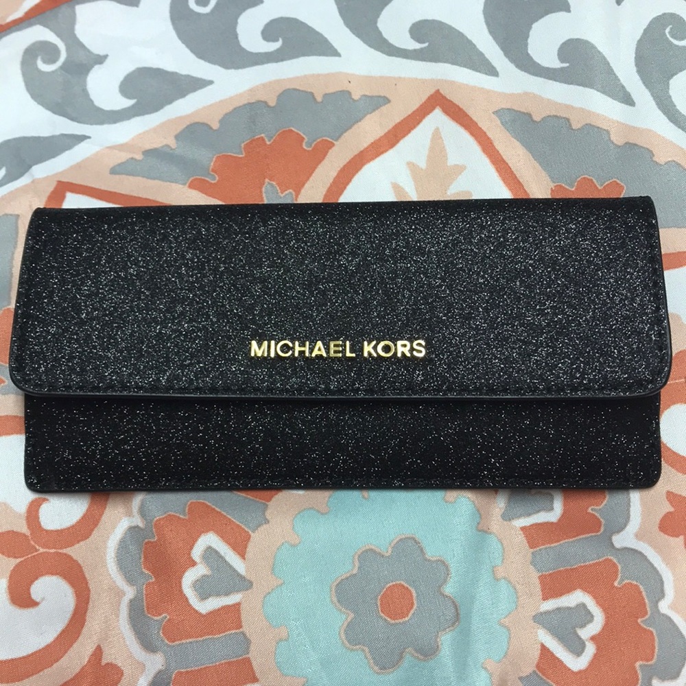 Michael Kors Flat Wallet